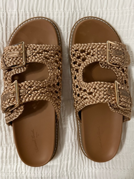 Universal Thread Shoes - Braided Double-Buckle Slide Sandals in Metallic Tan